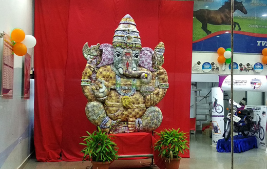 Ganesha idol made with imitation currencies